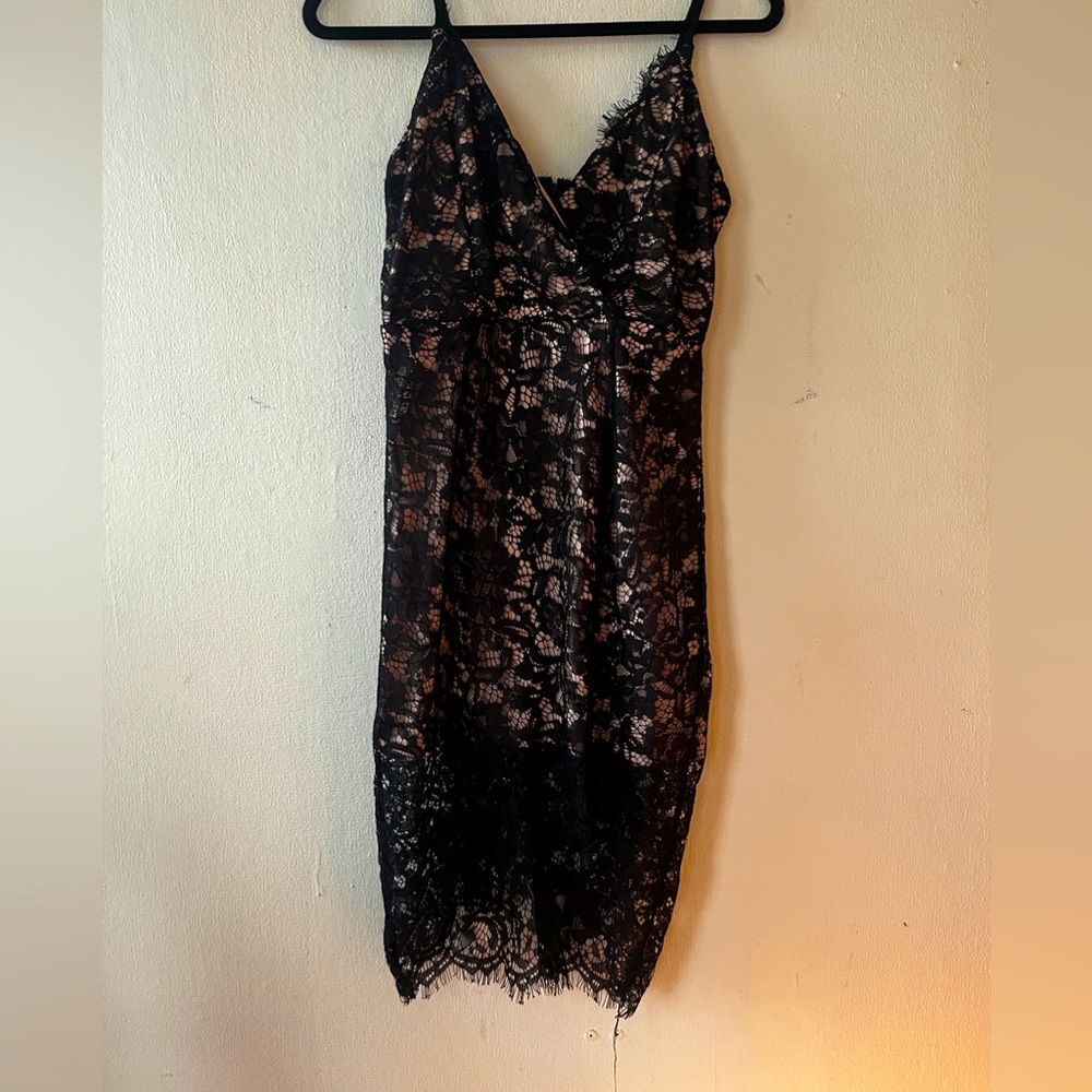 Black Lace Bodycon V-Cut Dress